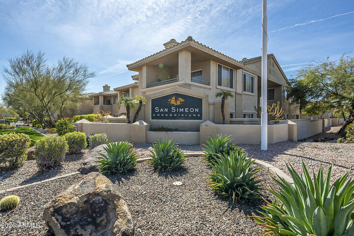 Property Photo:  16013 S Desert Foothills Parkway 2006  AZ 85048 