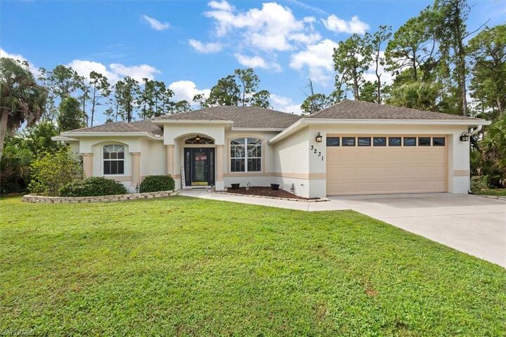 Property Photo: 3231 Traverse Ave FL 34286