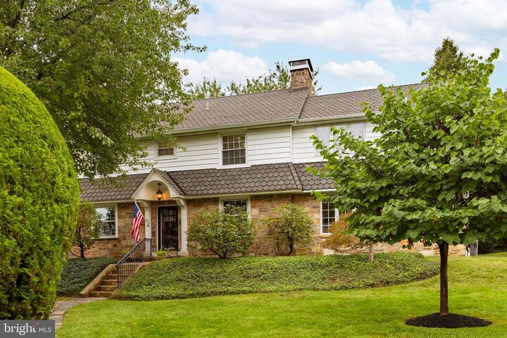 Property Photo:  1046 Huntingdon Road  PA 19001 