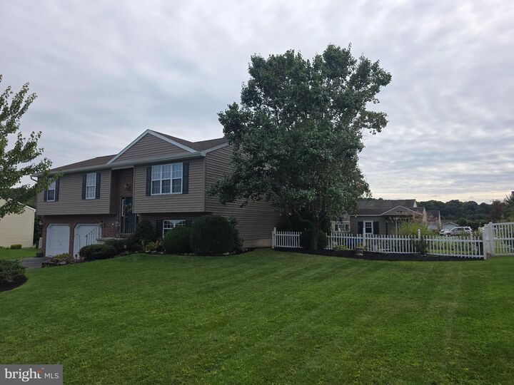 Property Photo: 245 Abbey Drive PA 17347