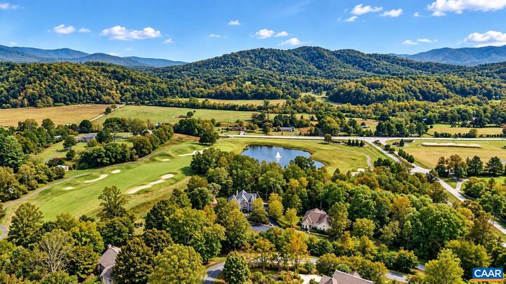 Property Photo:  40 Shadow Crest Ln  VA 22958 