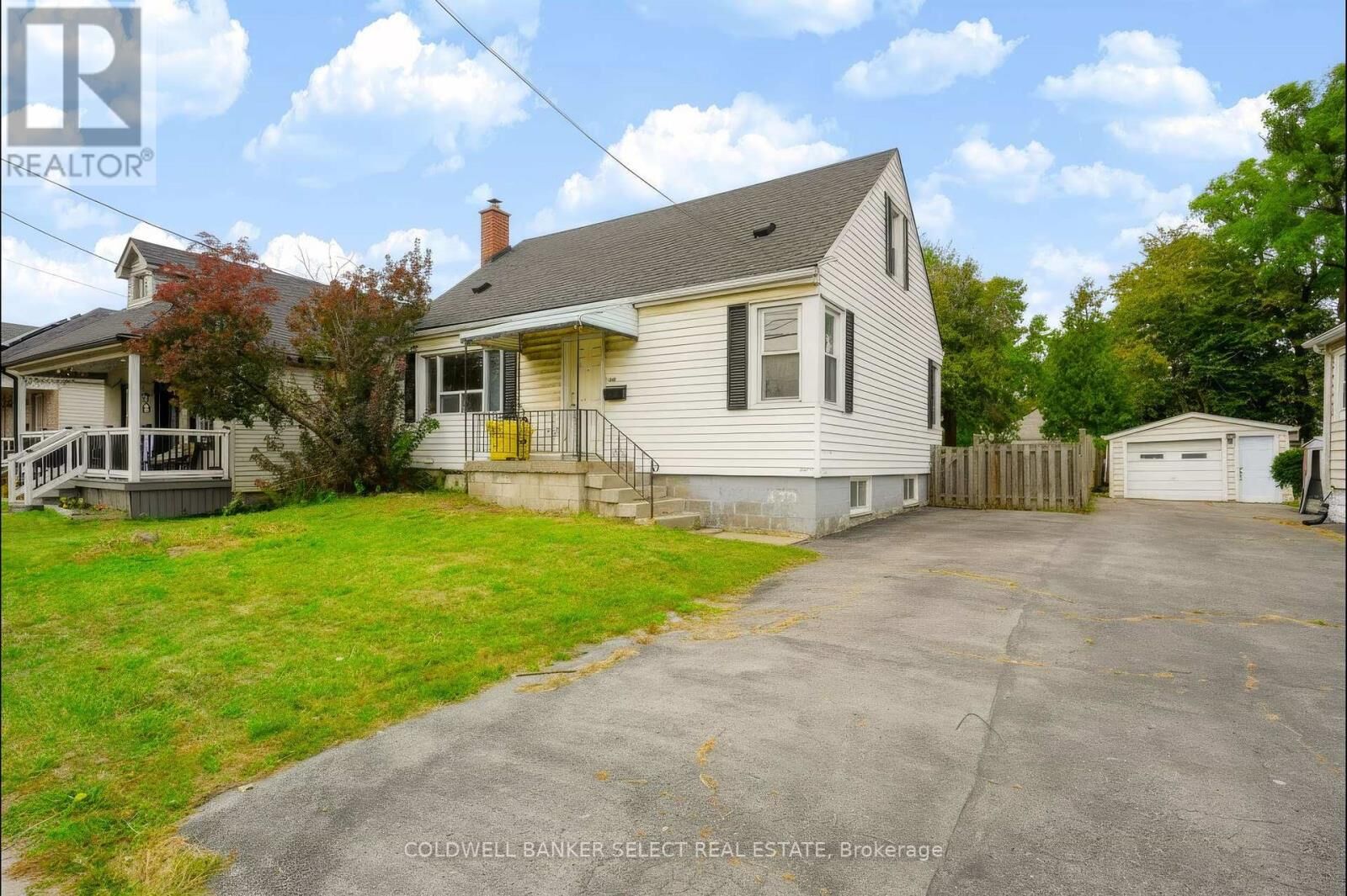 Property Photo:  642 Upper Wellington Street  ON L9A 3R1 