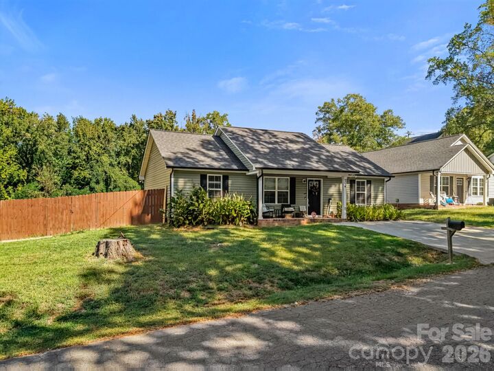 Property Photo: 710 Ben Avenue NC 28081