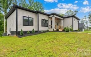 Property Photo:  2004 Plain Field Drive  NC 28016 