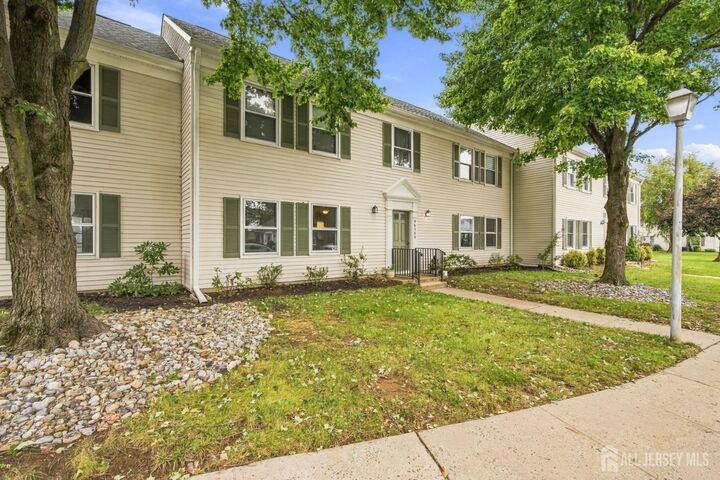 Property Photo:  636 Yale Way B  NJ 08831 