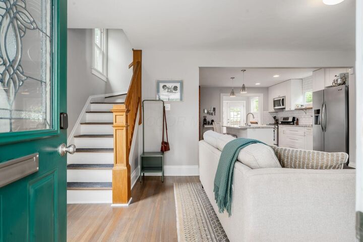 Property Photo: 3293 Milton Avenue OH 43202