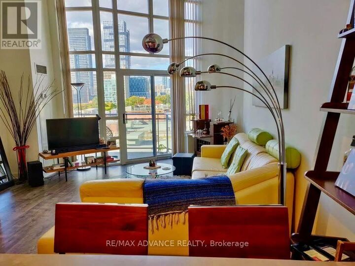 Property Photo:  255 Richmond Street East 611  ON M5A 4T7 