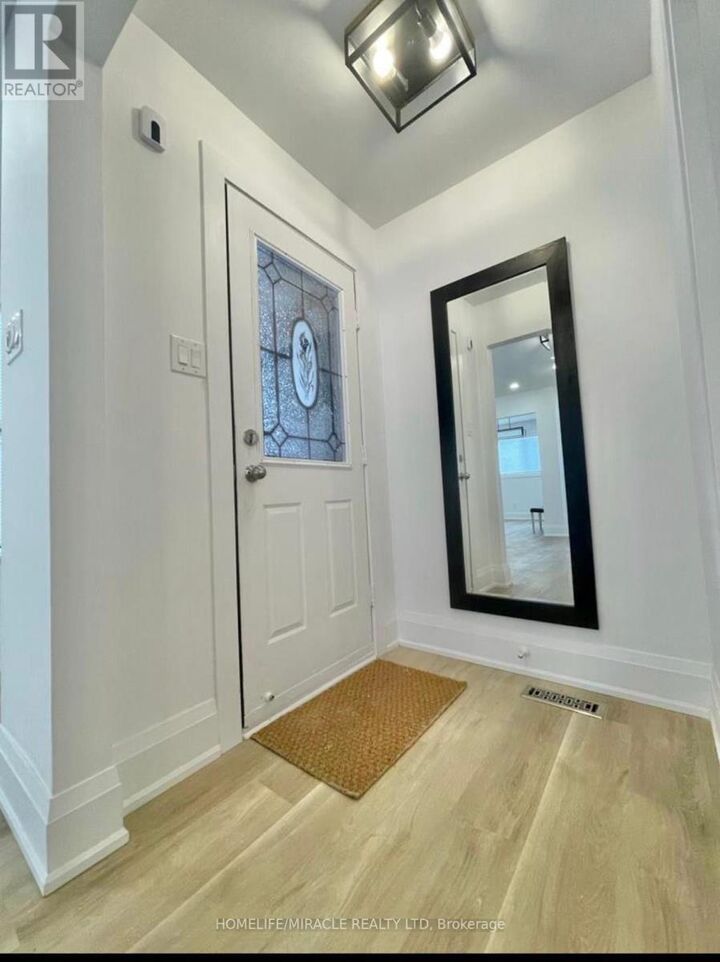 Property Photo:  21 Ecclestone Drive  ON L6X 3N7 