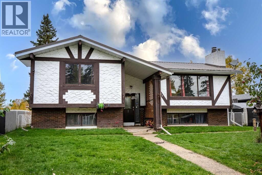 Property Photo:  4716 49 Street  AB T0M 0M0 