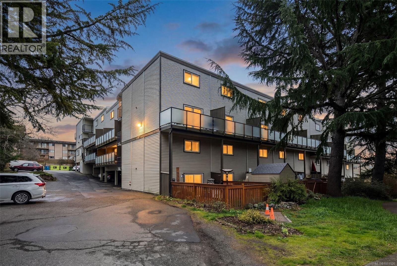 Property Photo: 991 Cloverdale Avenue 207 BC V8X 2T5