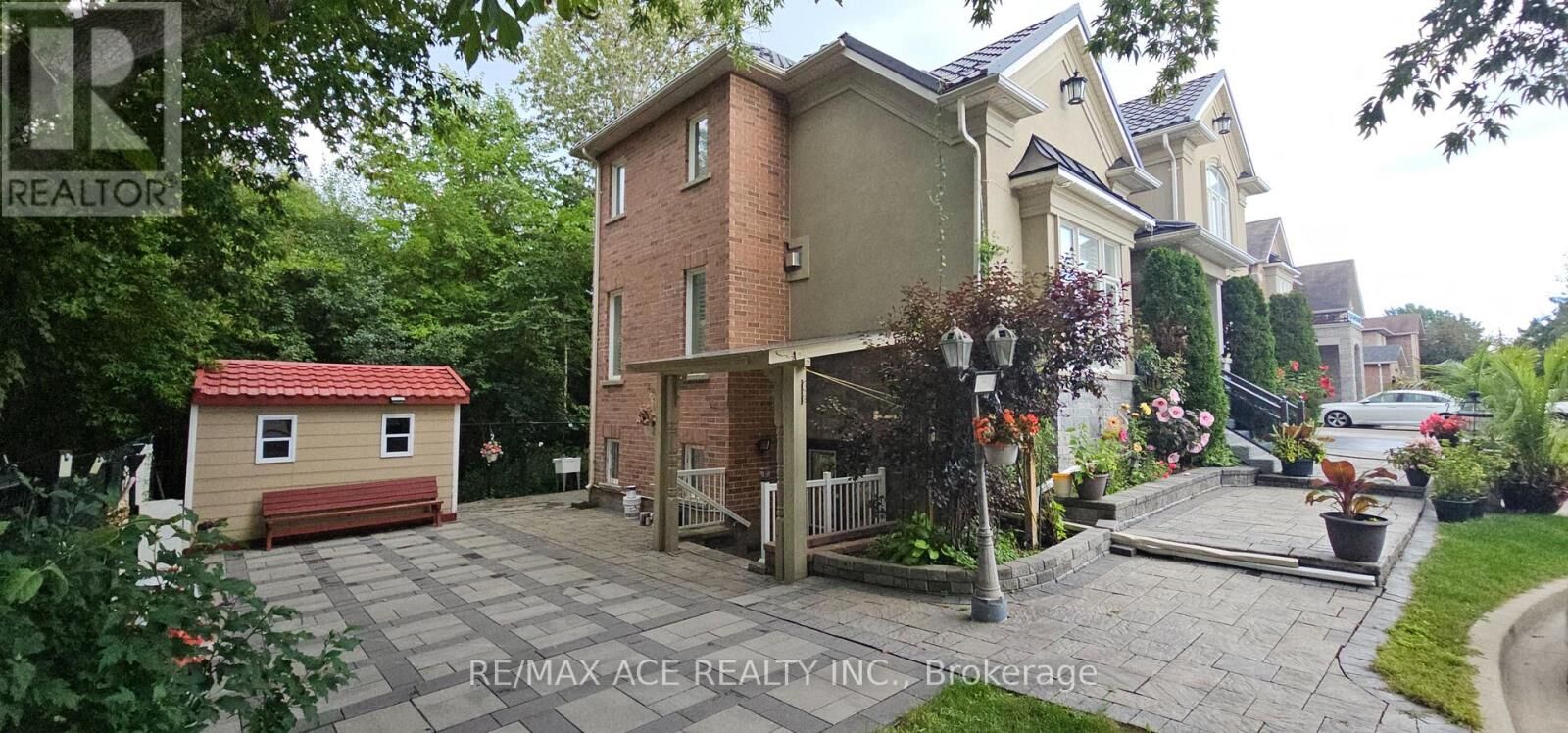 Property Photo:  25 Fawnridge Trail Bsmt  ON M1C 4Y9 