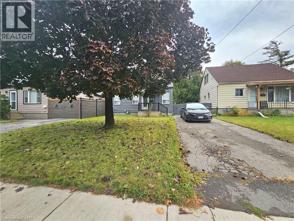 Property Photo:  352 Weir Street North  ON L8H 5G7 