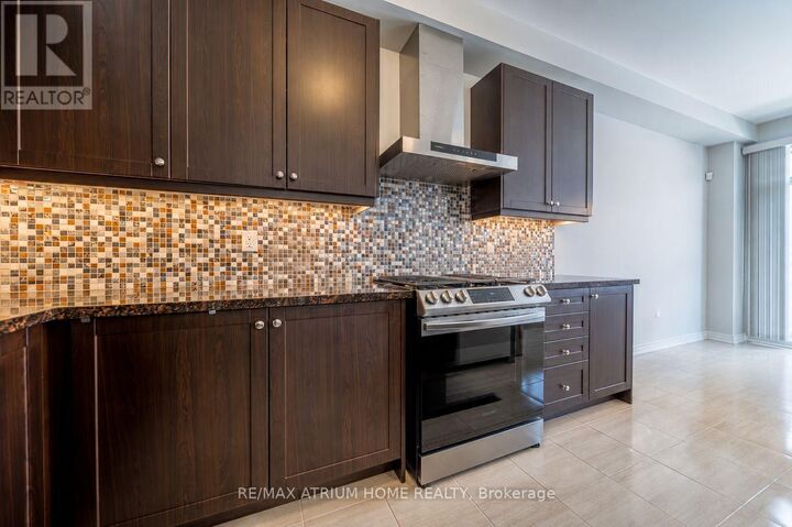 Property Photo:  109 Wesmina Avenue  ON L4A 4W5 