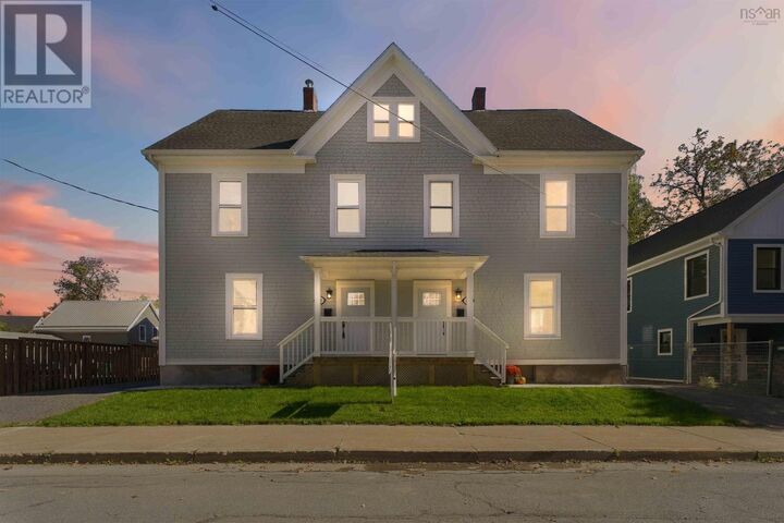 Property Photo:  203 Gray Street  NS B0N 2T0 