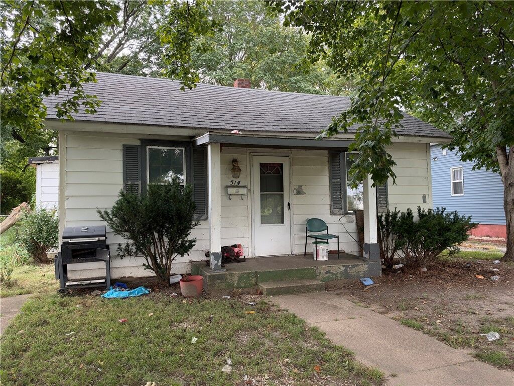 Property Photo: 514 Bryan Avenue IL 61832