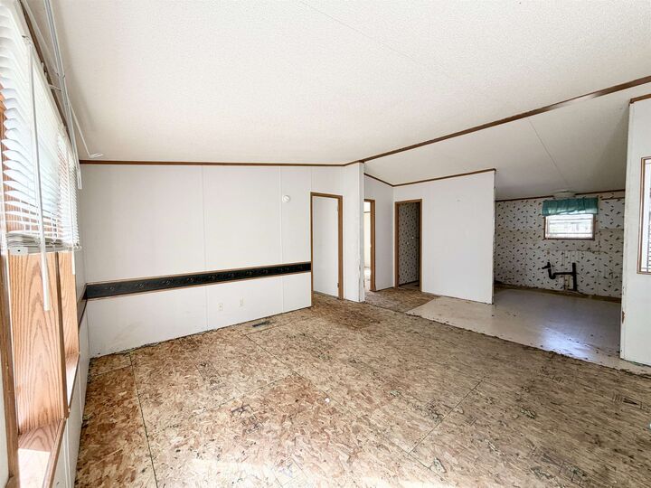 Property Photo:  310 Fountain St  IN 47331-3331 