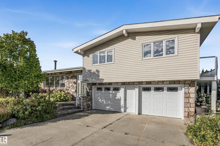 Property Photo:  7802 132A Avenue NW  AB T5C 2C7 