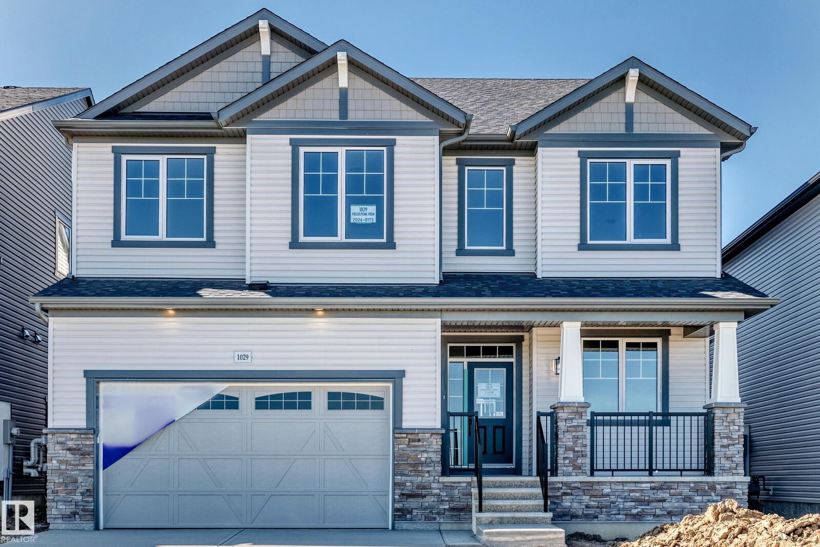 Property Photo:  1029 Fieldstone View  AB T8H 3C4 