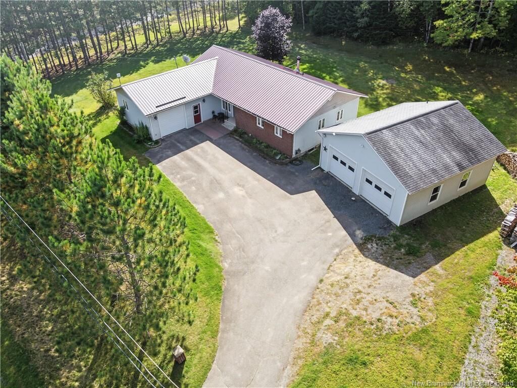 Property Photo:  3 Maple Street  NB E7M 4C3 