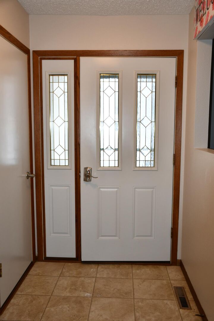 Property Photo:  131 Belleville Court  MN 56701 