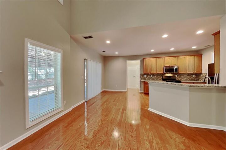 Property Photo:  6260 Vinings Vintage Drive  GA 30126 