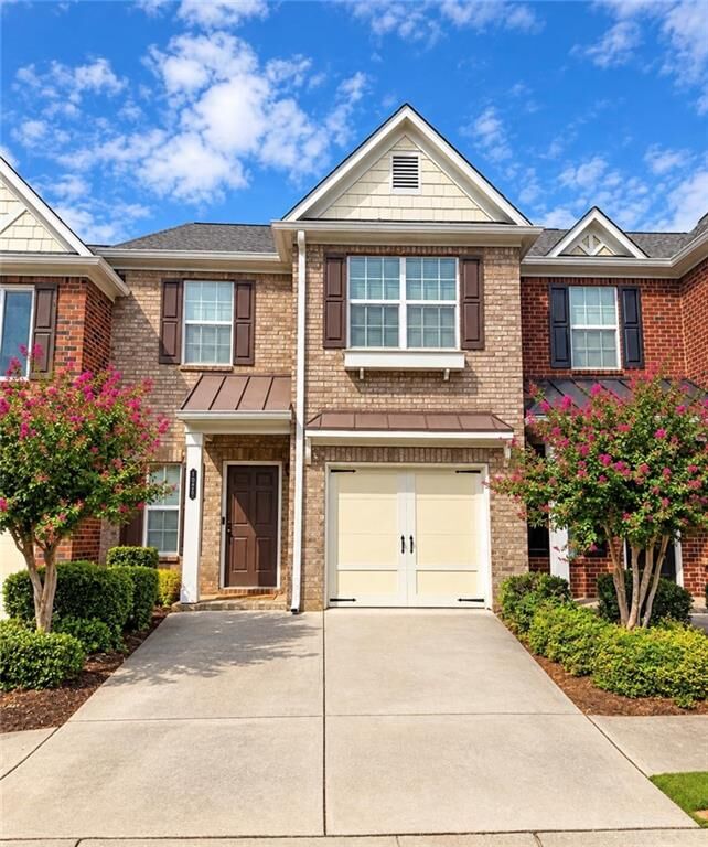 Property Photo:  9776 Preswicke Point  GA 30022 