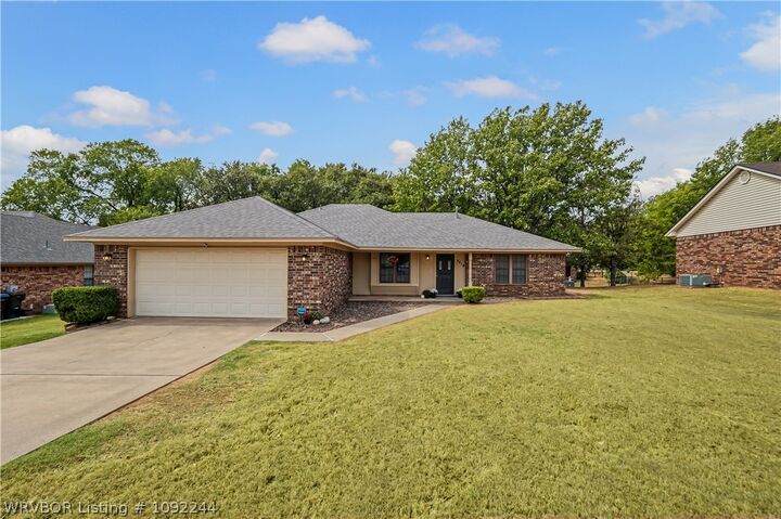 Property Photo: 5418 93rd Circle AR 72903