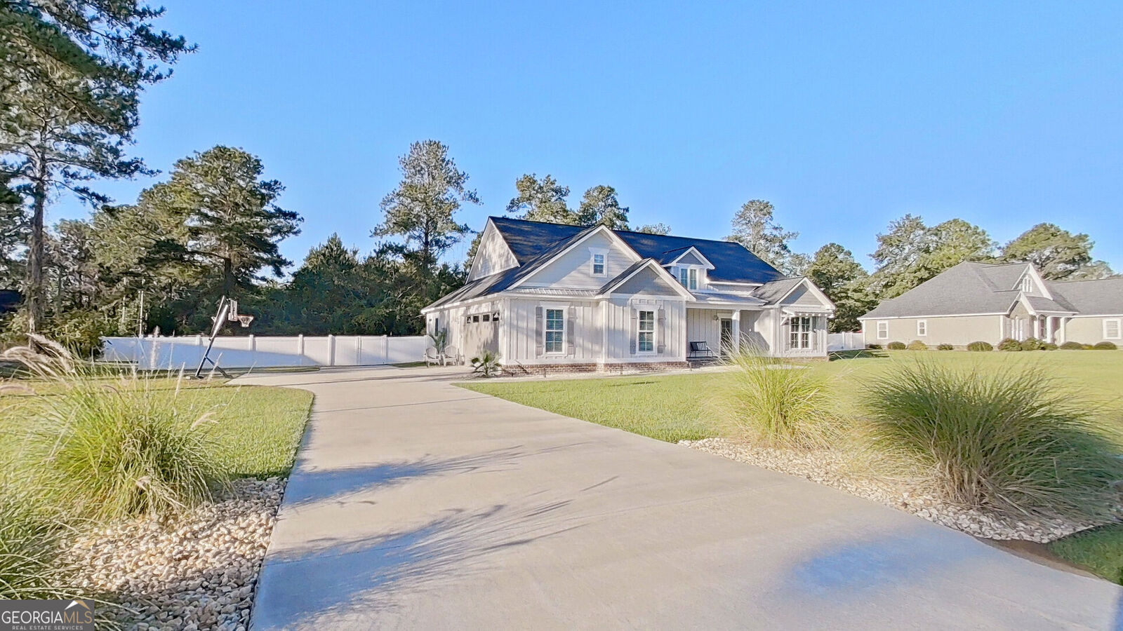 Property Photo:  211 Will Road  GA 31768 
