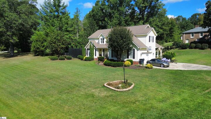 Property Photo:  515 Parkview Drive  SC 29360 