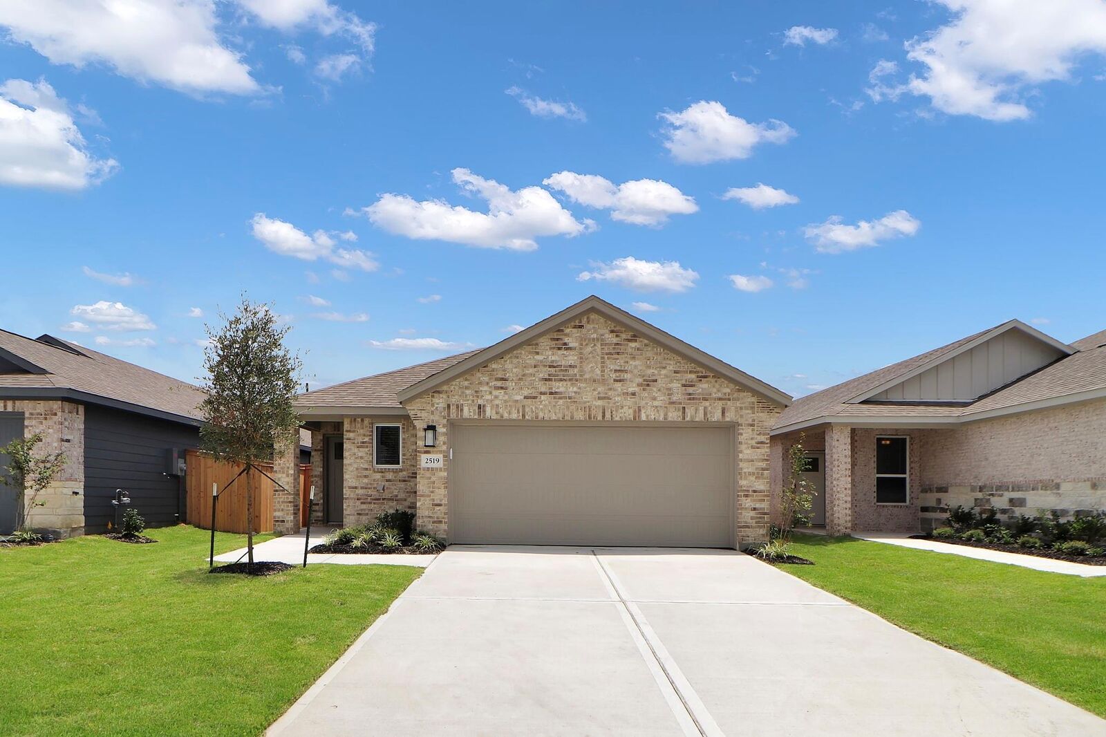Property Photo: 2519 Paloverde Canyon Court TX 77532