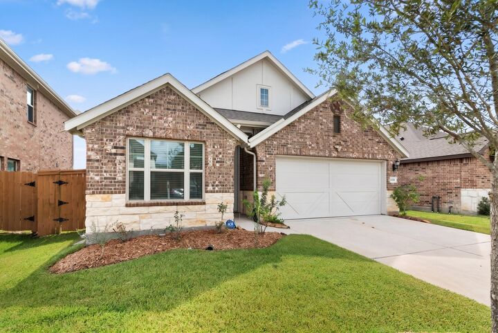 Property Photo:  8126 Vida Costa Drive  TX 77433 
