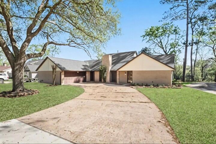 Property Photo:  1134 Chestnut Ridge Road  TX 77339 