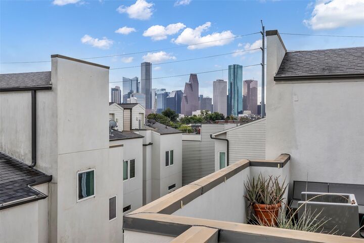 Property Photo: 1513 Spring Street A TX 77007
