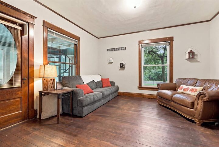 Property Photo:  1157 Raspberry  IA 52540 