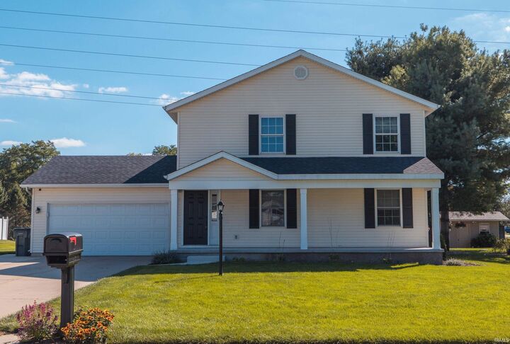 Property Photo:  23036 S Oakleaf Drive  IN 46514-6912 