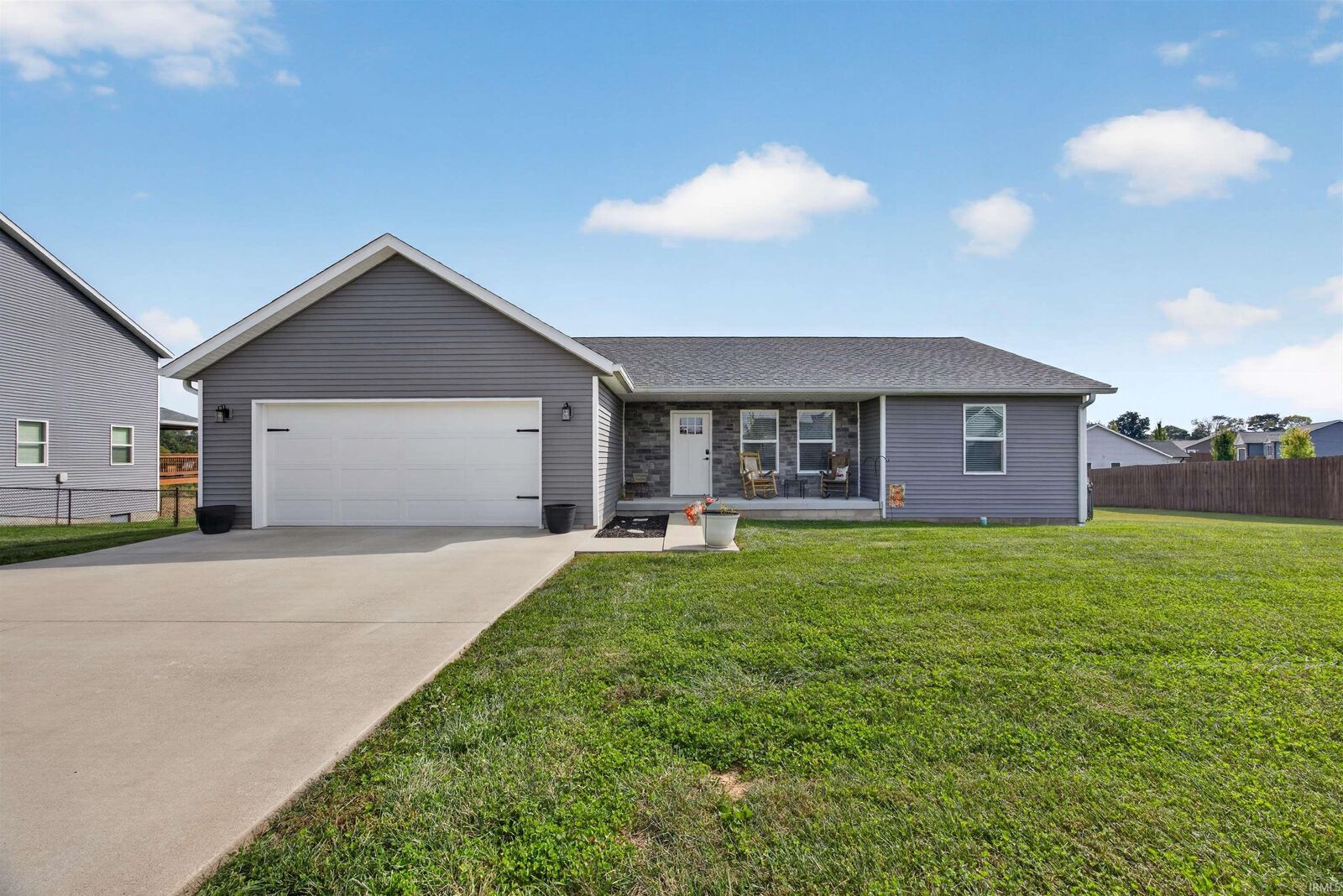 Property Photo:  686 E Jessica Street  IN 47429 
