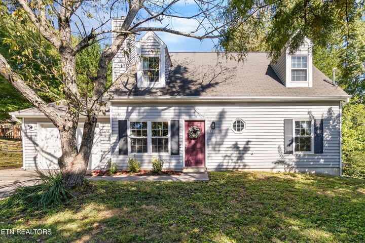 Property Photo:  5915 Autumn Oaks Lane  TN 37921 