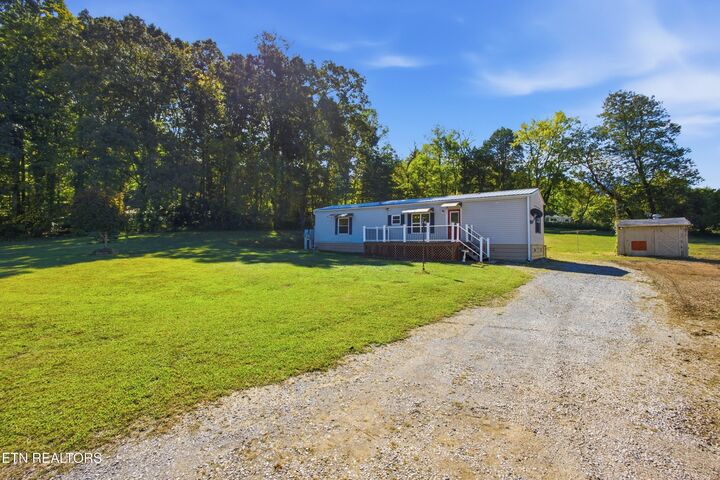 Property Photo:  198 Crabtree Hollow Rd  TN 37880 
