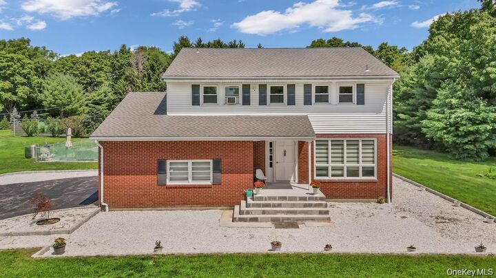 Property Photo: 6 Kuchler Drive NY 12540
