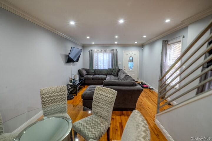 Property Photo: 749 Vincent Avenue NY 10465