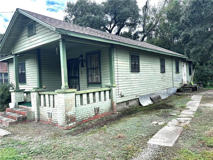 Property Photo:  603 Pine Street  AL 36610 