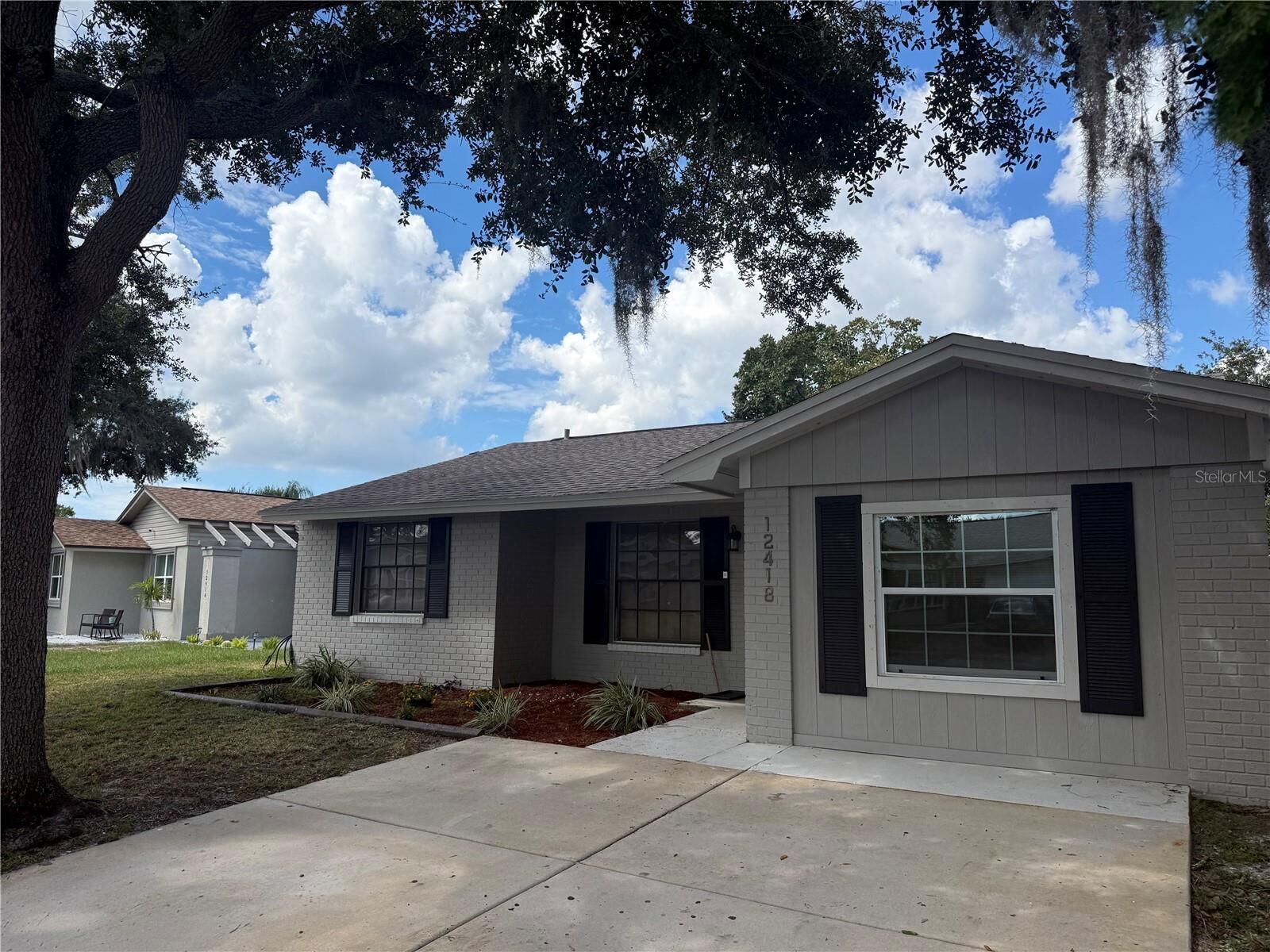 Property Photo:  12418 Queensland Lane  FL 33625 