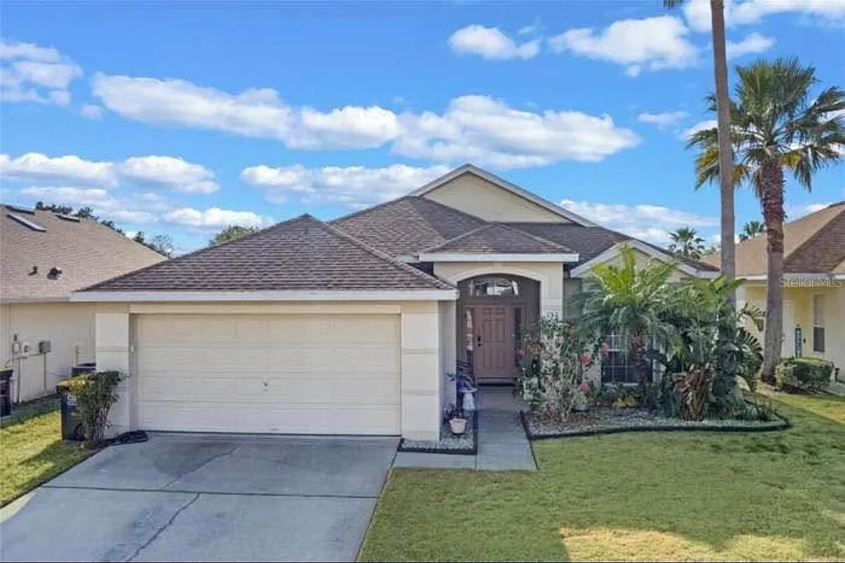 Property Photo:  151 Bloomingdale Drive  FL 33897 