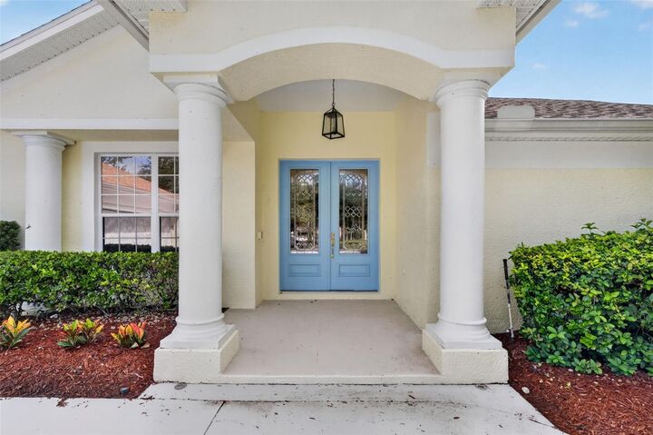 Property Photo:  2213 Wandering Oak Terrace  FL 34746 