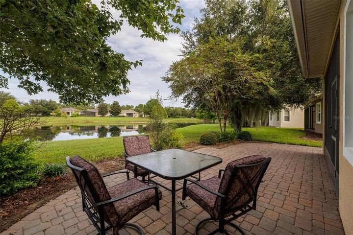 Property Photo: 413 Cypress Hills Way FL 32724