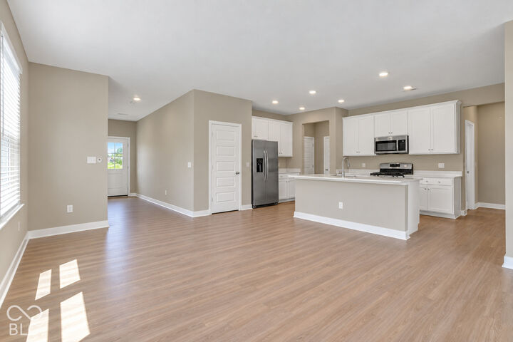 Property Photo:  12872 Mystic Pines Drive  IN 46060 