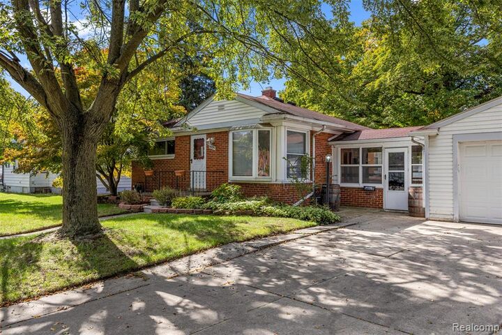 Property Photo: 14023 Beech Daly Road MI 48239 2950