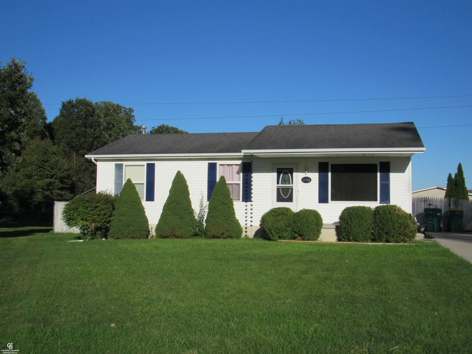 Property Photo:  1246 Quain Lane  MI 48060 