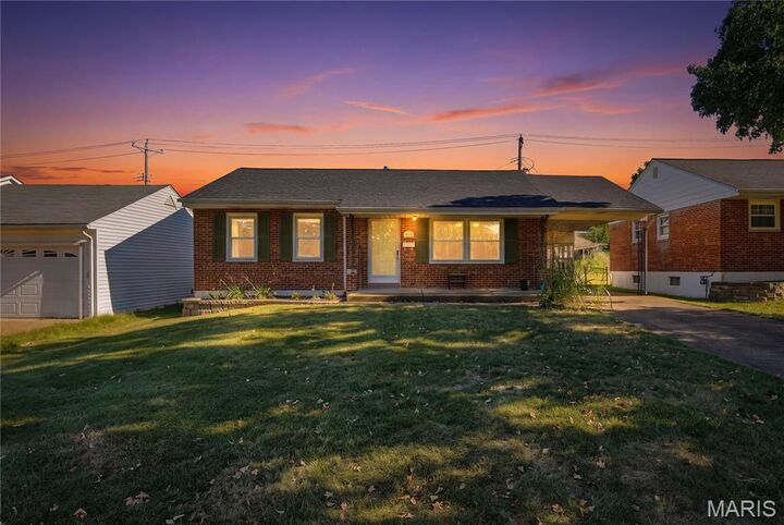 Property Photo:  3817 Upton Street  MO 63116 
