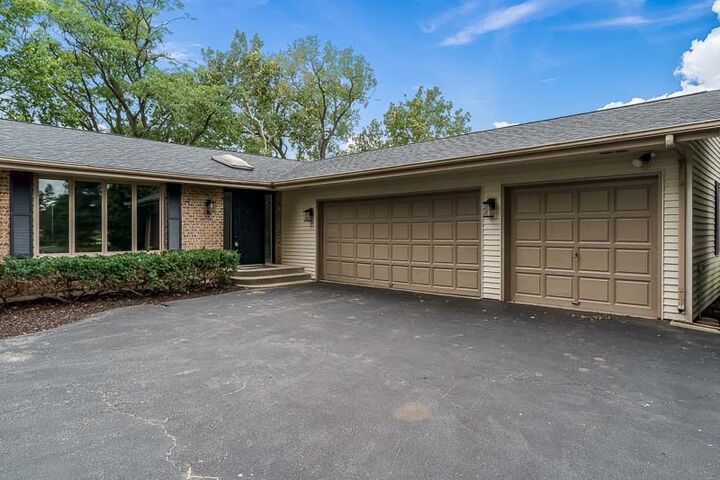 Property Photo: 11528 Tanawingo Trail IL 61073